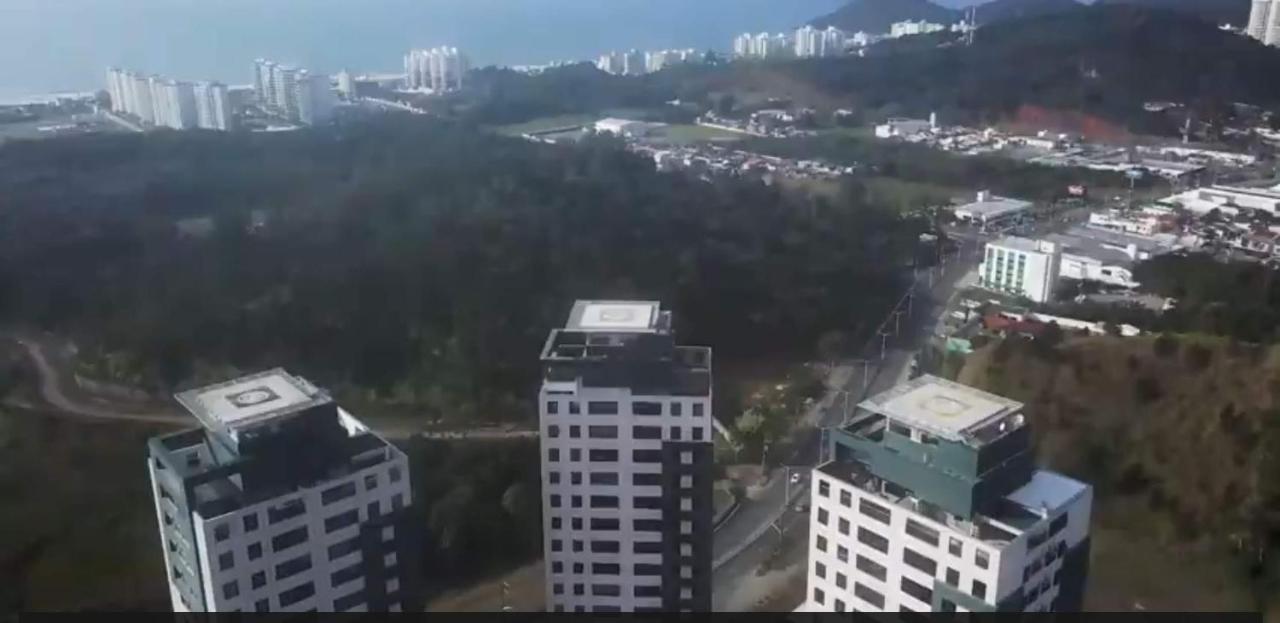 Appartement Loft na Praia Brava com piscina panorâmica à Itajaí Extérieur photo